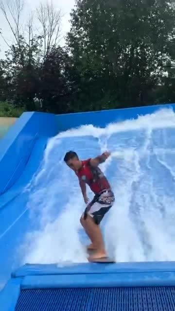 救援男厨师